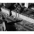 f3920000-BW-Border